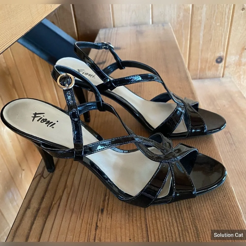 Fiona strappy heels. New without box